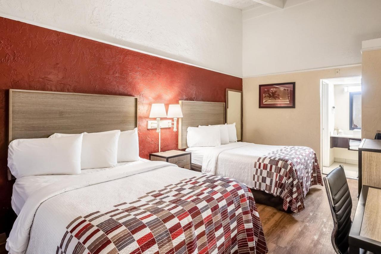 Red Roof Inn Tampa Bay - St. Petersburg Dış mekan fotoğraf