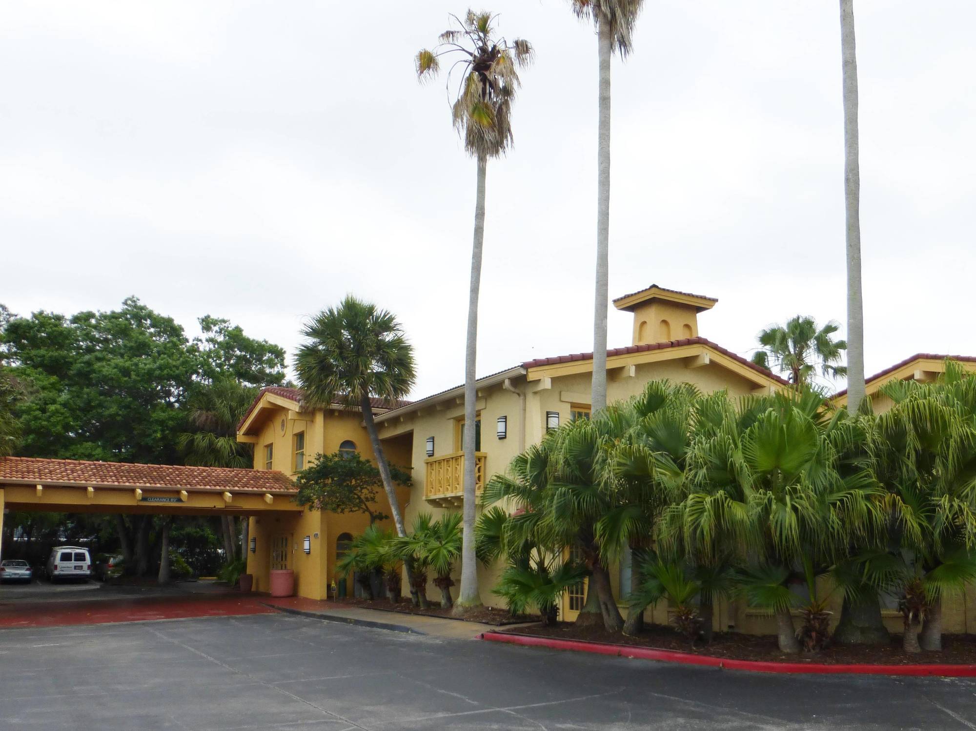Red Roof Inn Tampa Bay - St. Petersburg Dış mekan fotoğraf
